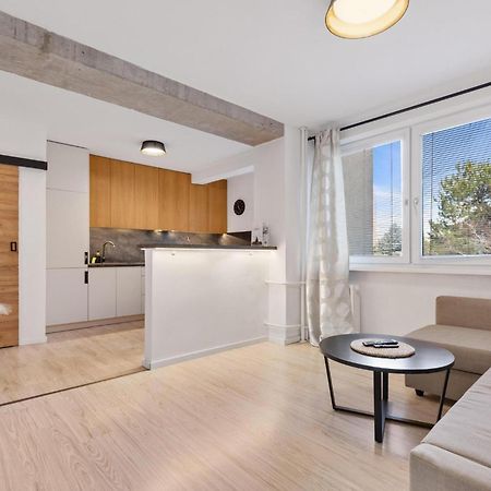 Barbyb Apartment - With Free Parking Pressburg Exterior foto