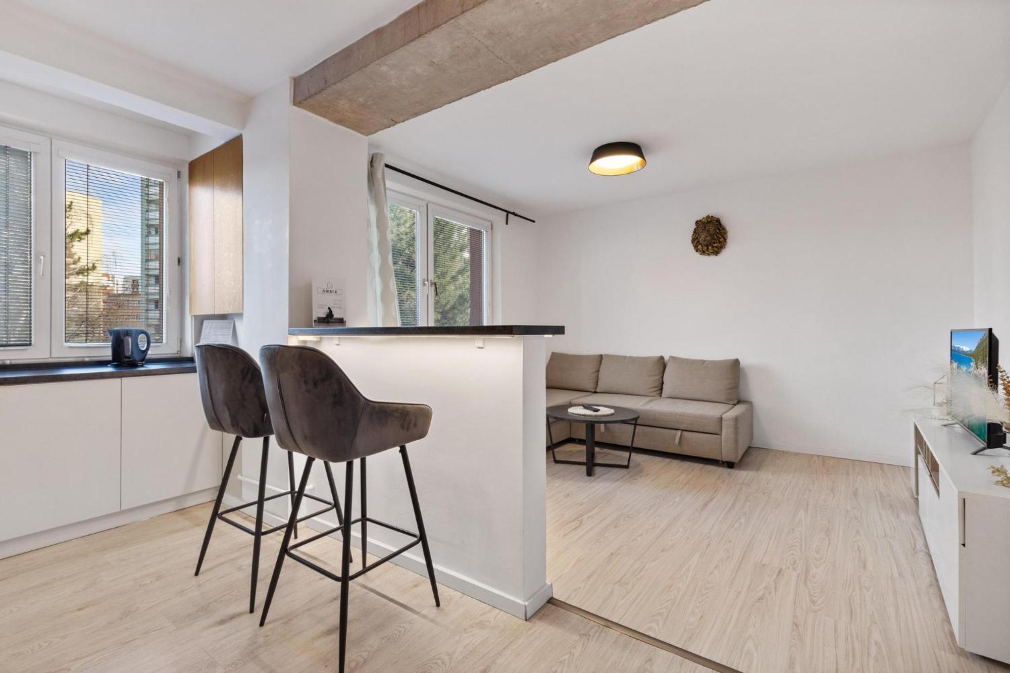 Barbyb Apartment - With Free Parking Pressburg Exterior foto